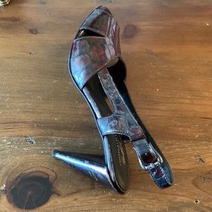 Donald J. Pliner Brown Patent Sandal